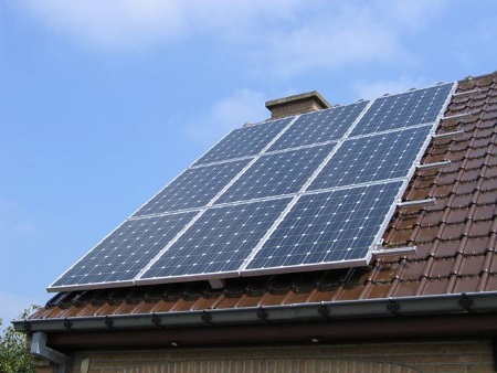 Feasibility study of photovoltaic system to residential buildings
